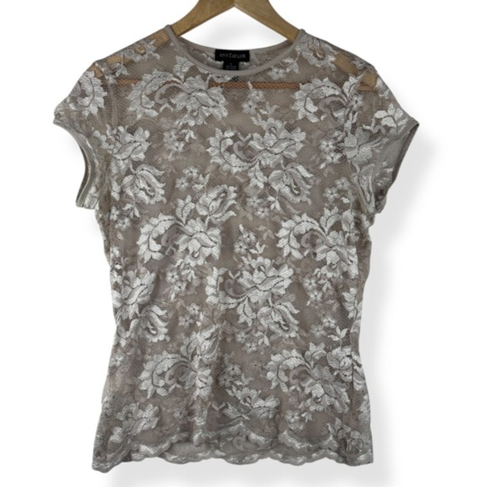 Ann Taylor Semi Sheer Lace Top Women Size Large Y2K Romantic‎ Glam Angel Fairy